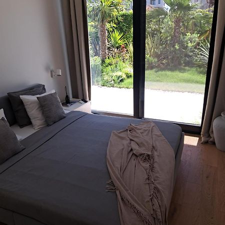 Apartment With Private Pool Split Buitenkant foto