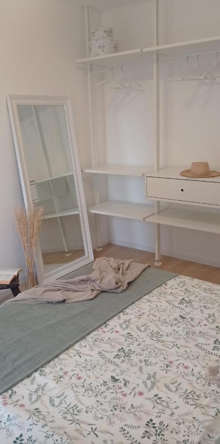 Apartment With Private Pool Split Buitenkant foto
