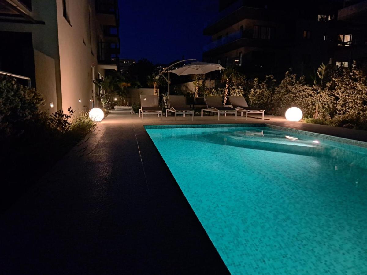 Apartment With Private Pool Split Buitenkant foto